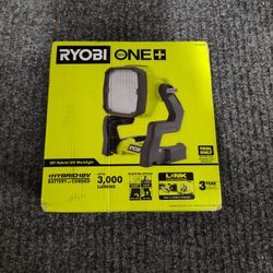 NEW RYOBI PCL633B 18V ONE+ HYBRID LED WORK LIGHT - TOOL ONLY