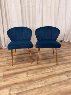 Velvet Accent Chair