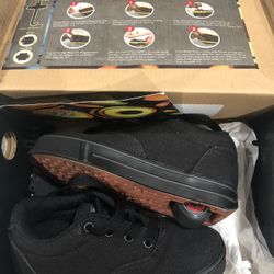 HEELYS YTH 13 + RAIN BOOTS 1