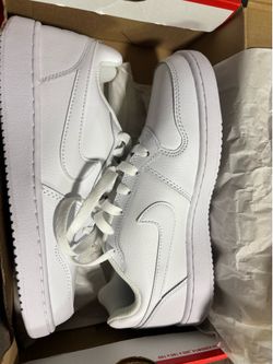 Women’s Nike ebernon low