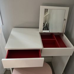 Girls Vanity / Makeup Desk and Chair