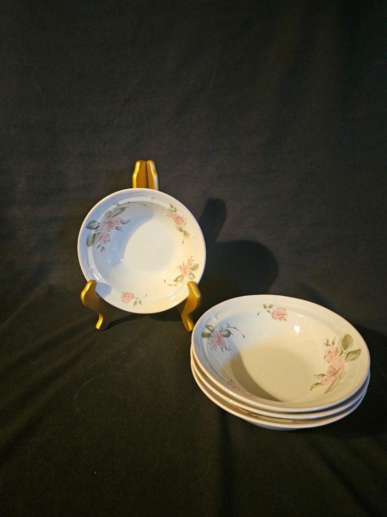 4 Gibson Housewares Roseland Bowls featuring a design with pink roses and a scalloped edge 7" Wide Excellent Vintage Condition The product is a set of