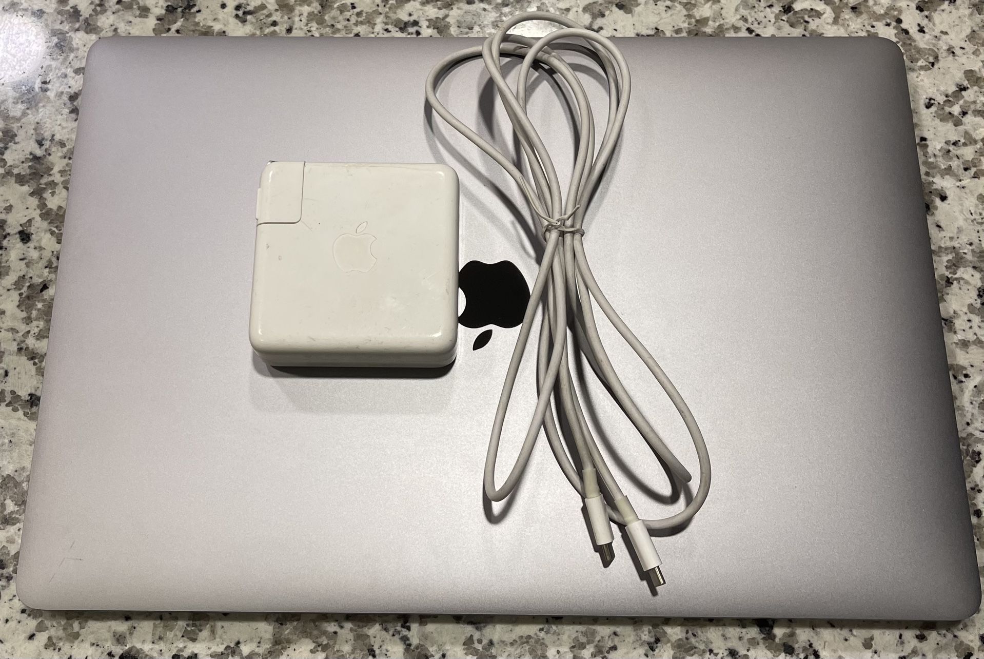 Excellently maintained 16 inch 2019 MacBook Pro with T2 Security Chip