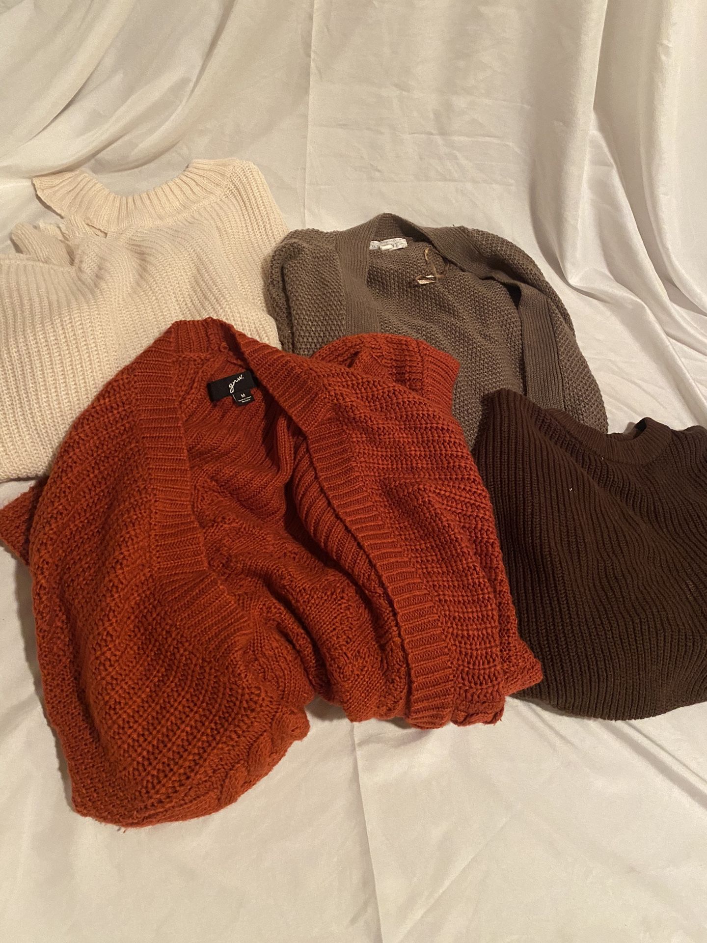 Sweater / Cardigan Bundle of 4