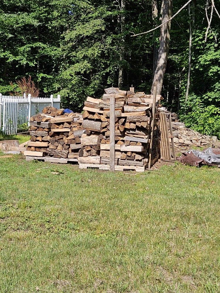premium hardwood seasoned firewood