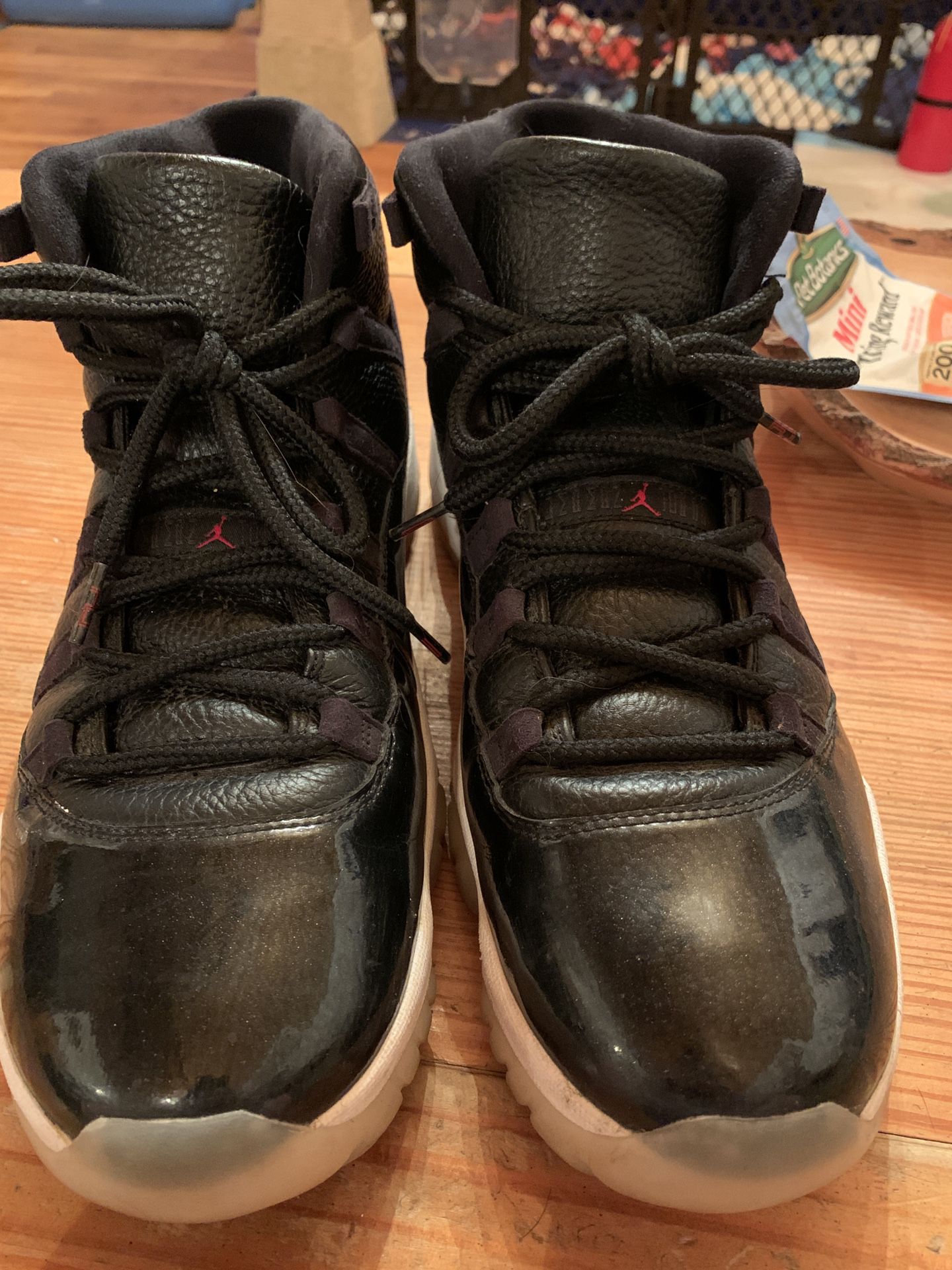 Nike Air Jordan 11 Retro 72-10 Size 12