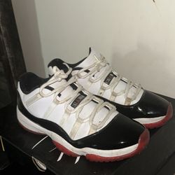 Jordan 11 Concord Bred Size 10 (Used)