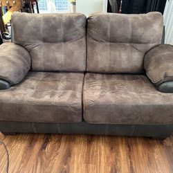 Sofa & Loveseat Set 