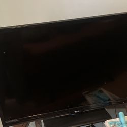 Flat screen TCL television 22”