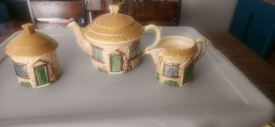 Vintage SylvaC Teapot Set