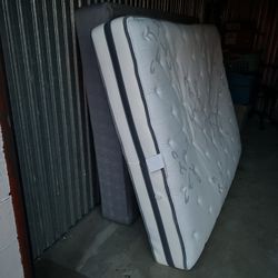 Queen Bed w/ Box Spring and Bed Frame