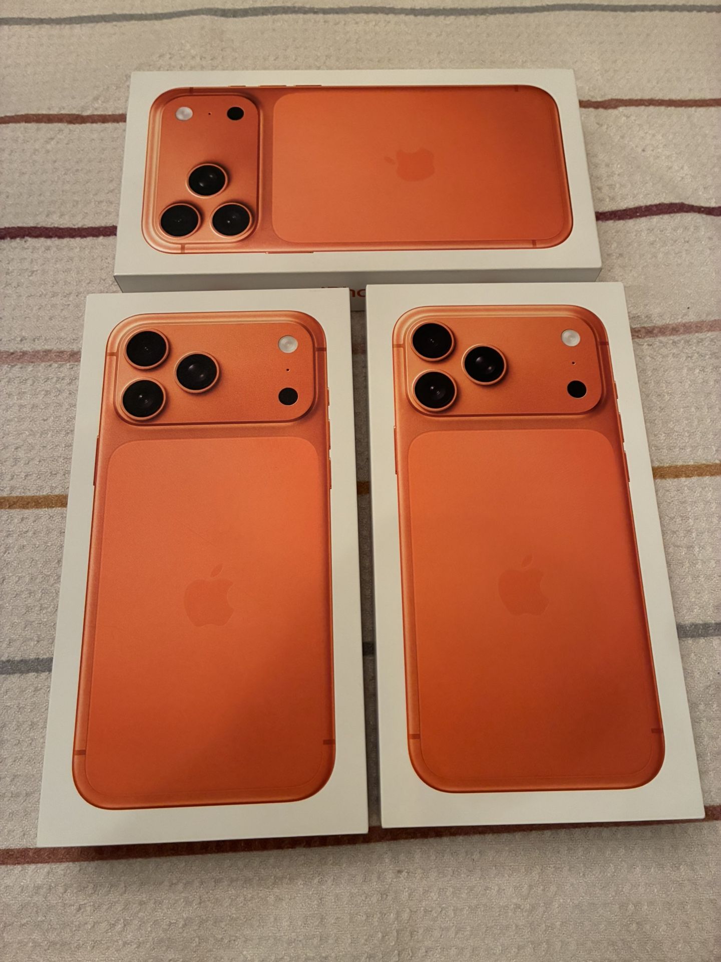 Apple iPhone 17 Pro Max Orange Unlocked I Can Deliver To You 