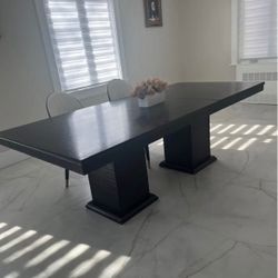 Dining Room Table 