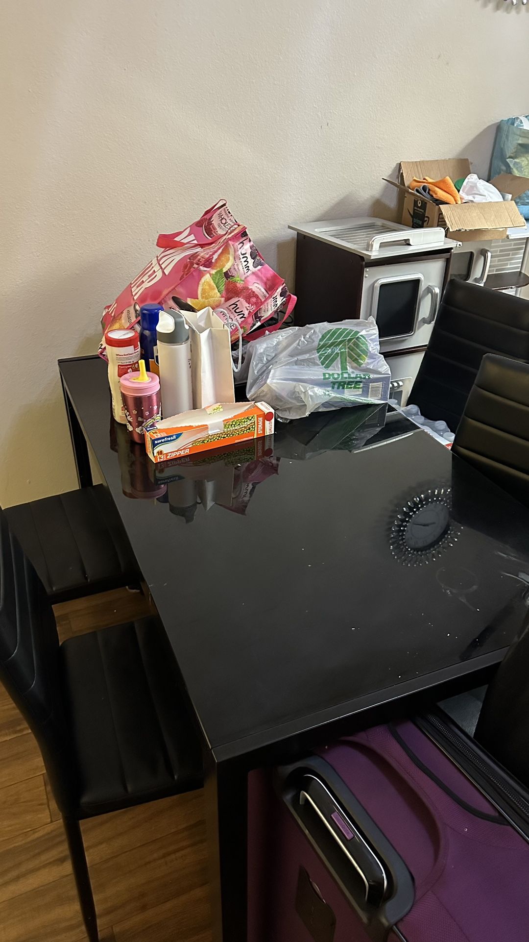 6 Chair Black Glass Table With Black Metal Frame