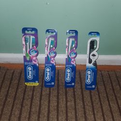 1 Value Pack Soft/3 Medium Toothbrush 