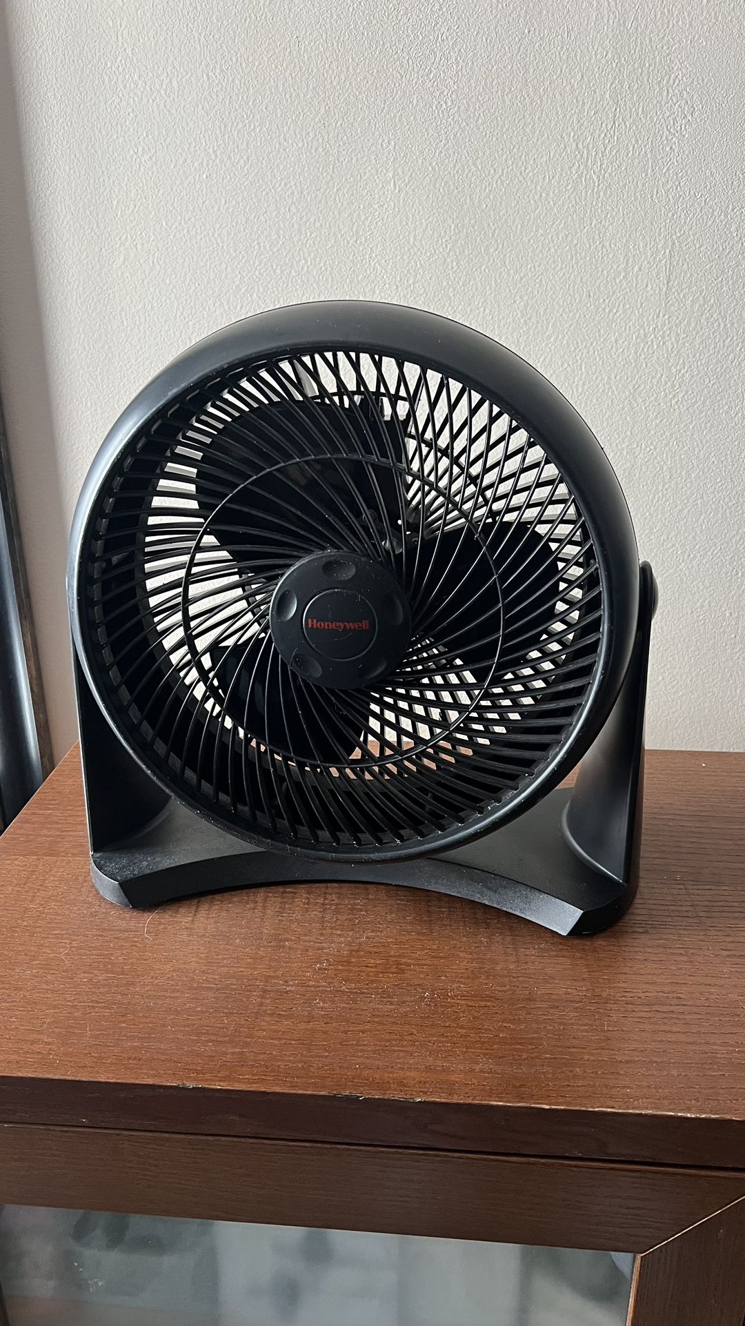 Honeywell 3-Speed TurboForce Fan  