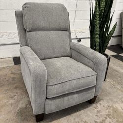 COSTCO WESSEN FABRIC MANUAL PUSHBACK CHAIR/RECLINE