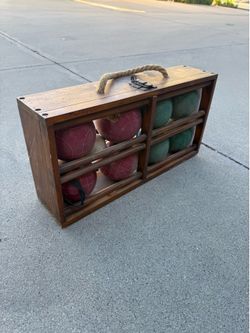 Bocce ball set