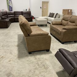 CLEARING BRAND NEW SOFAS OUT TODAY! 