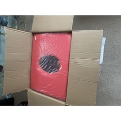 smother box / queening chair 