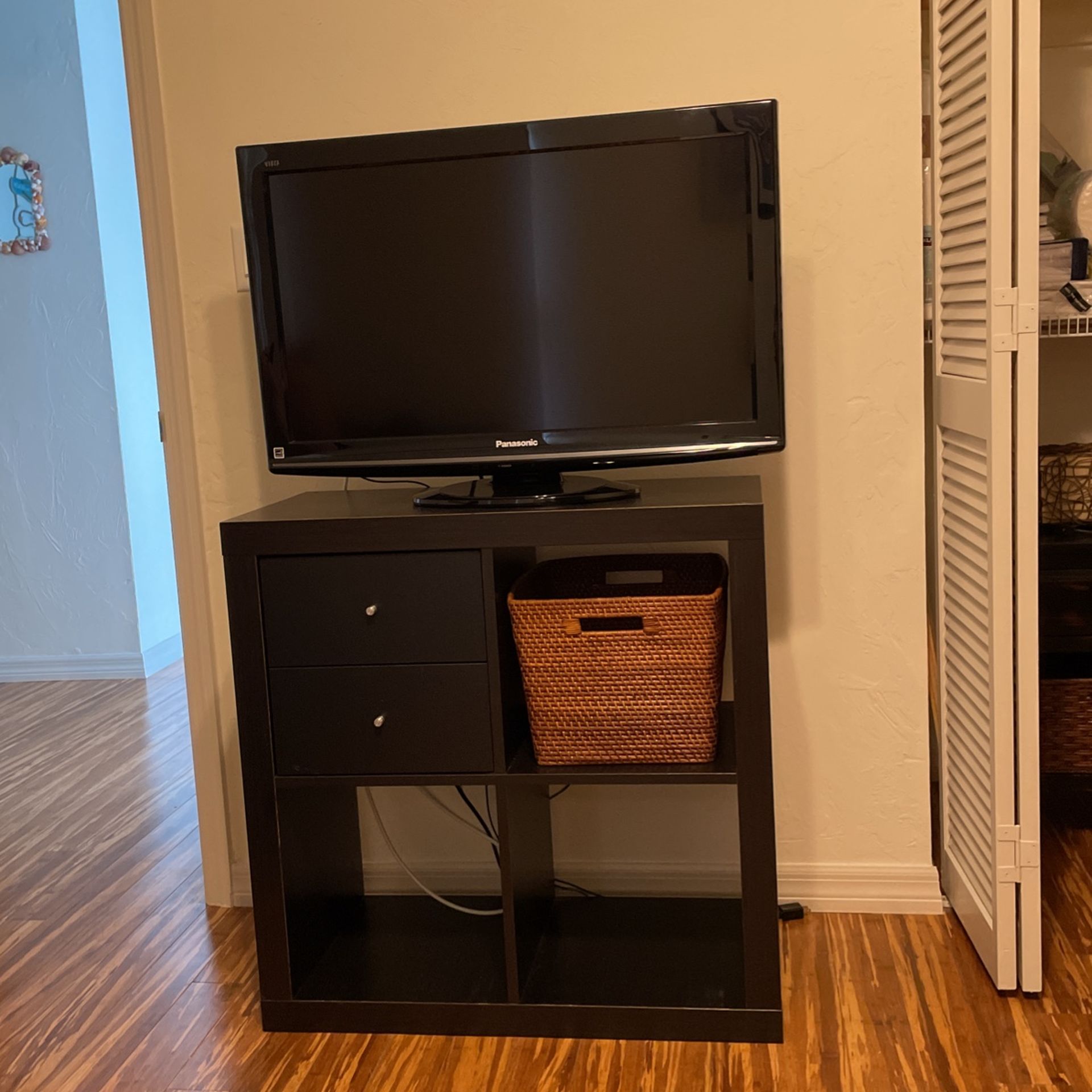 Small Cabinet/shelf With TV included