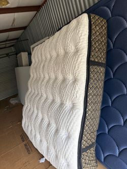 King size mattress