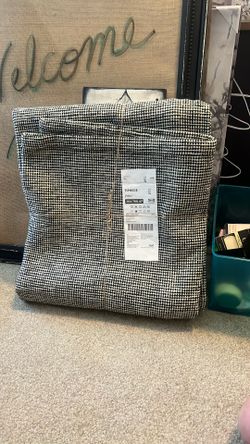 5’ X 7’ Rug