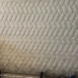 Queen Size Mattress 