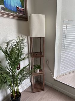 Corner Lap With Outlets