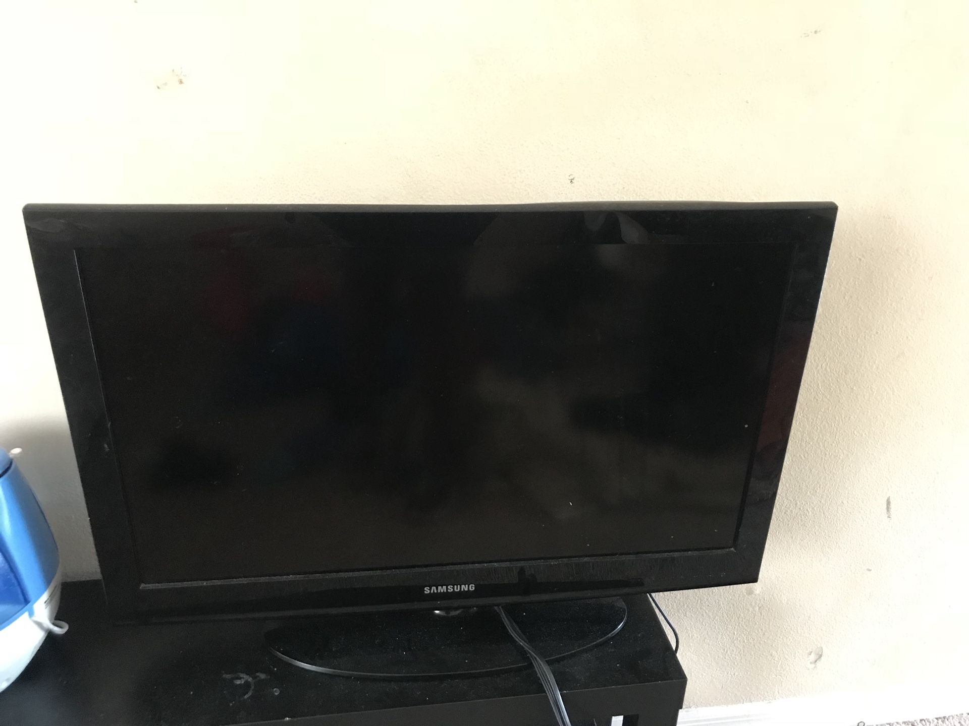 32 in Samsung Tv! Good condition!
