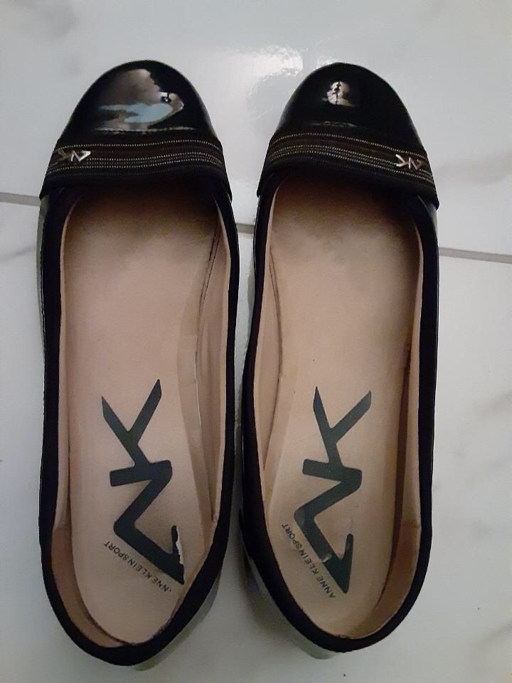 10 pair of shoes size 10 barely used