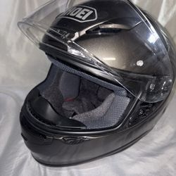 Shoei RF-1200 full-face motorcycle helmet