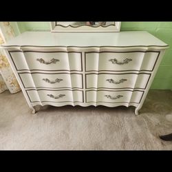 5 Piece Vintage Bedroom Set