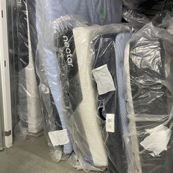 Delivery Available-NEW King 🤴Queen  👑, & Twin  Matresses.  Box Springs Too!