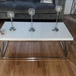 Console table 