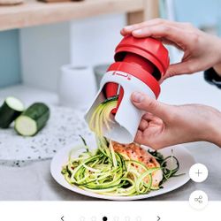 Tupperware Handy spiralizer