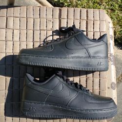 New Women's Nike Air Force 1 '07 Women Size 8.5