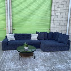 *Free Delivery* Macys Large Sectional Couch Sofa 