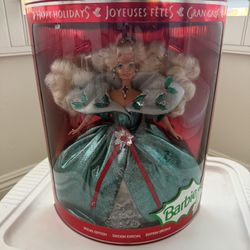 Barbie doll -This is a 1995 Happy Holidays Special Edition Barbie doll