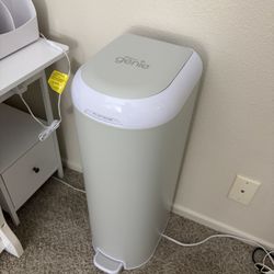 Diaper Genie 