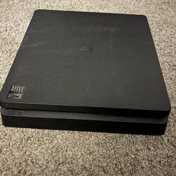 PlayStation bundle for sale $200 Or best offer