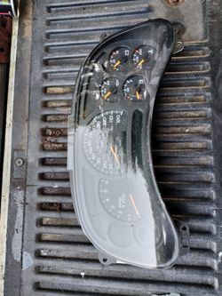 2005 Silverado Cluster