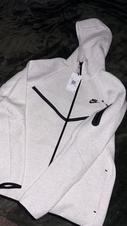 Nike tech