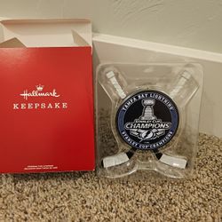 Hallmark Keepsake Ornament Tampa Bay Lightning Stanley Cup Champions 