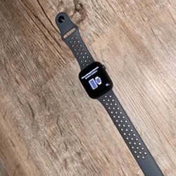 Nike apple watch series 6 44mm aluminum and ceramic case 