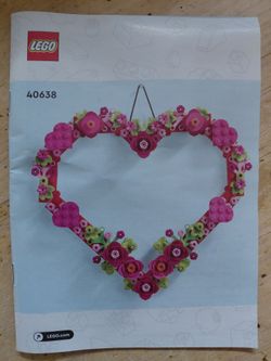 Lego set 40638 - Valentine (wall hanging)