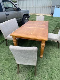 Kitchen Table And Chairs