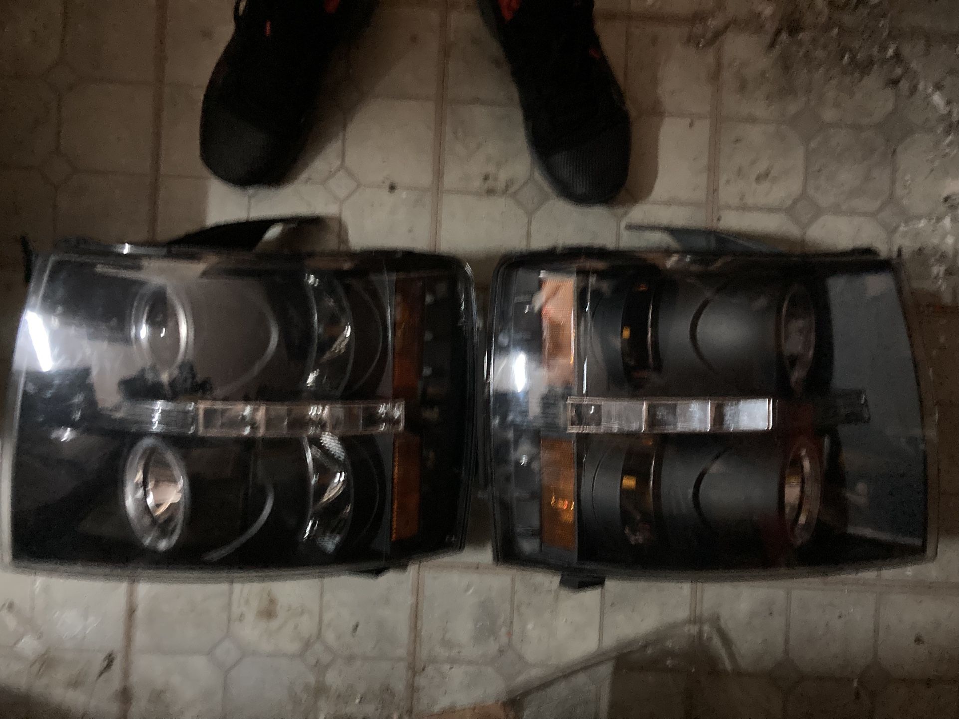 Spyder Auto LED Halo Projector Headlights