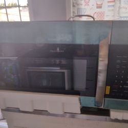 Microwave Oven