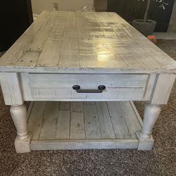 Ashely Furniture Coffee Table 